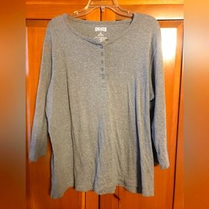 Duluth Trading Co. Gray 3/4 Henley